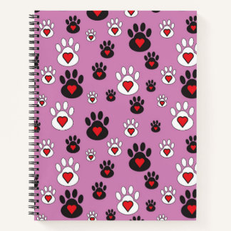 Carnet Empreintes de pattes aux coeurs rouges sur rose