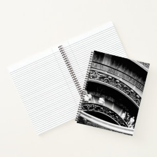 Carnet Escalier spiral noir et blanc