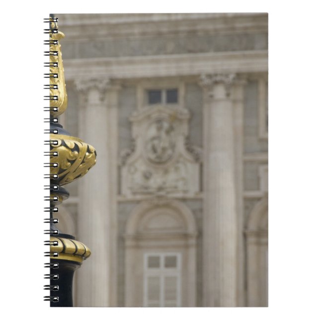 Carnet Espagne, Madrid. Palais royal, lampe dorée ornée (Devant)