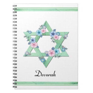 Carnet Etoile verte de David avec revue de fleurs pastel