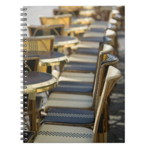 Carnet Europe, France, Paris, Beaubourg : Tables de Café 