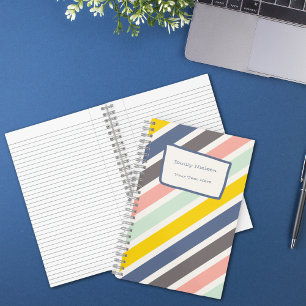 Carnet Filles colorées Nom monogrammé Objet de l'école