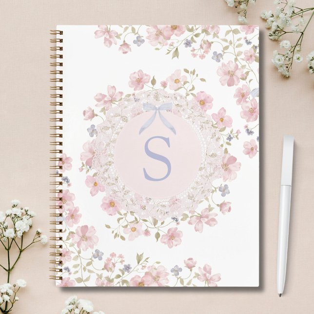 Carnet Fleurs roses monogrammées et floral en dentelle (In situ)