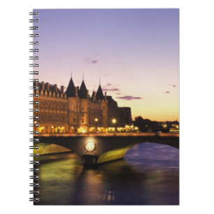 Carnet France, Paris, la Seine et la Conciergerie à
