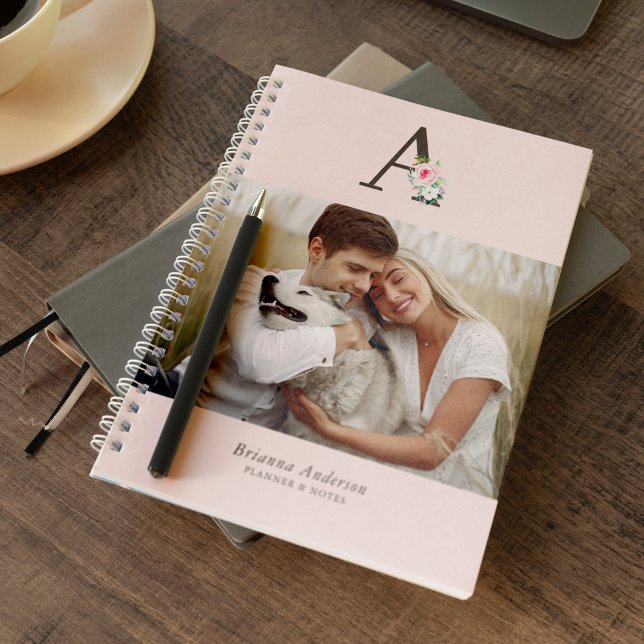 Carnet Galerie Florale Monogramme de 4 Photos (Créateur téléchargé)