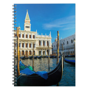 Carnet Gondoles sur le Grand Canal près du Palais des Dog