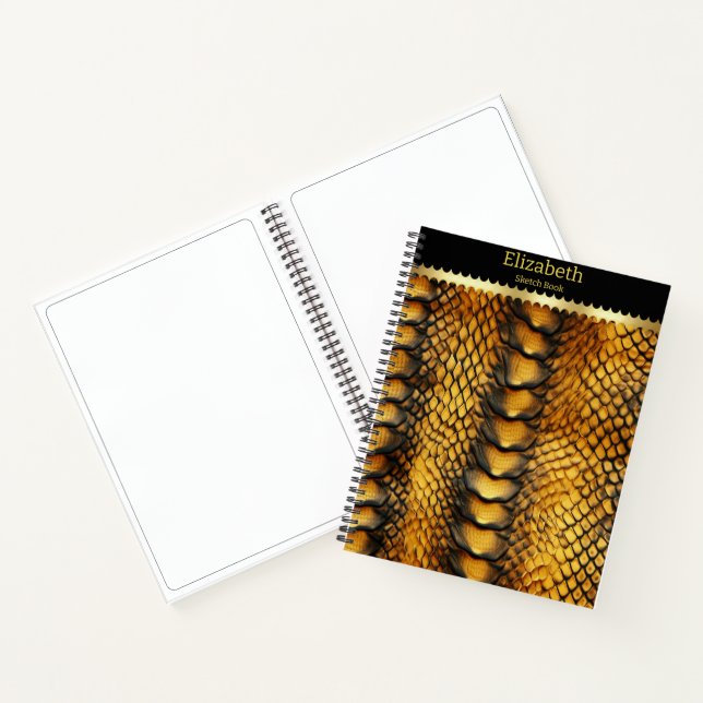 Carnet Gros plan de la peau vibrante d'un serpent (Intérieur)