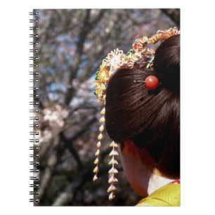Carnet Japon, Kyoto. Vue arrière rapprochée de la tête de