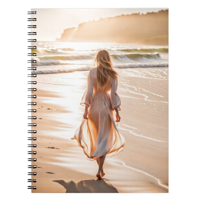 Carnet Jeune femme marchant sur la plage (Devant)