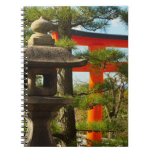 Carnet Lanterne en pierre et porte Torii