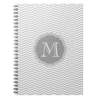 Carnet L'élégante géométrie de chevrón gris et monograma