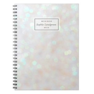 Carnet Les lumières blanches de confettis ont