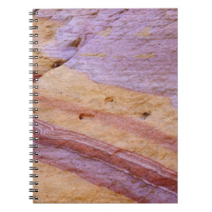 Carnet Les oxydes de fer colorent une formation de grès