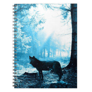 Carnet Loup noir seul dans la forêt