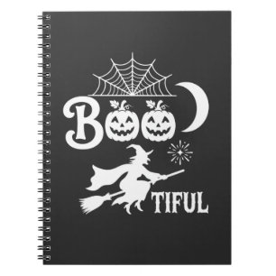 Carnet Magnifique modèle de sorcière d'Halloween sous la