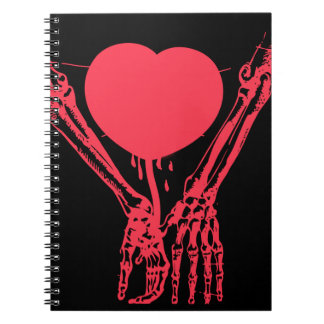 Carnet Mains de squelette cœur rouge amour gothique roman