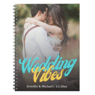 Carnet mariage vibes rétro script couple photo planner