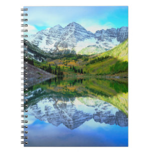 Carnet Maroon Bells se reflétant dans le lac Maroon