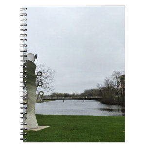 Carnet Milwaukee River, West Bend, Wisconsin