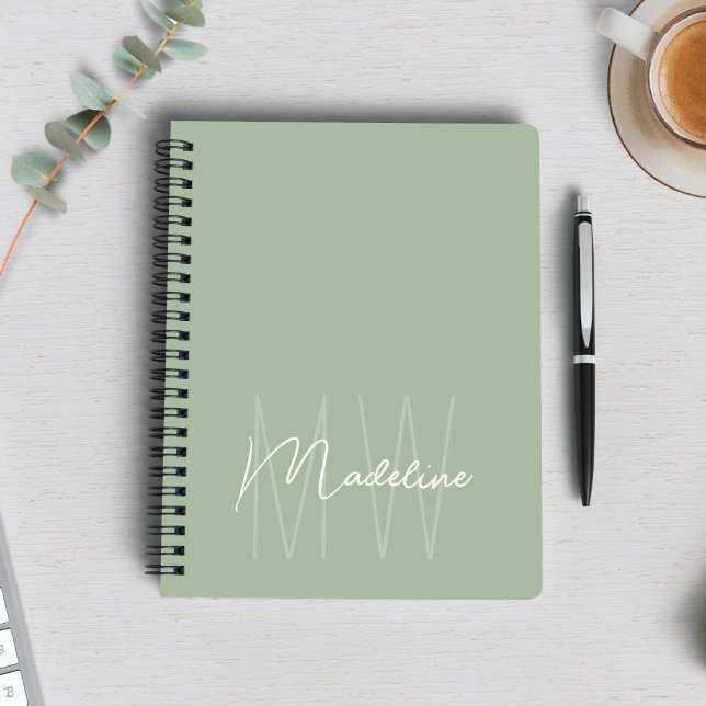 Carnet Monogramme Minimaliste Moderne Vert Sauge Clair (Modern Minimalist Monogram Light Sage Green Notebook by MINTIC DESIGN STUDIO)