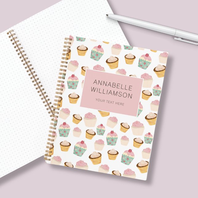 Carnet Motif Cupcake personnalisé (Cute cupcake planner. Add your own name & custom text.  )