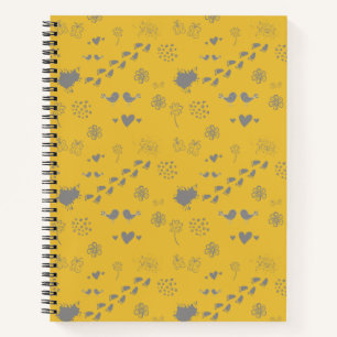Carnet motif jaune et gris d'oiseaux, de points, de pas,