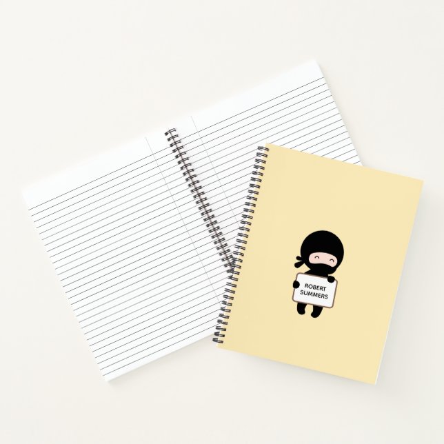Carnet Ninja minuscule mignon tenant Connexion Jaune Nom  (Intérieur)