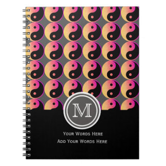 Carnet orange et noir rose de monogramme de Yin