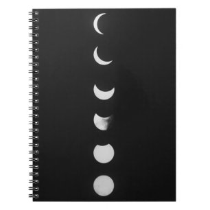 Carnet Phases de lune et Eclipse en noir et blanc photo