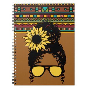 Carnet photo de la motif tribale de la femme noire