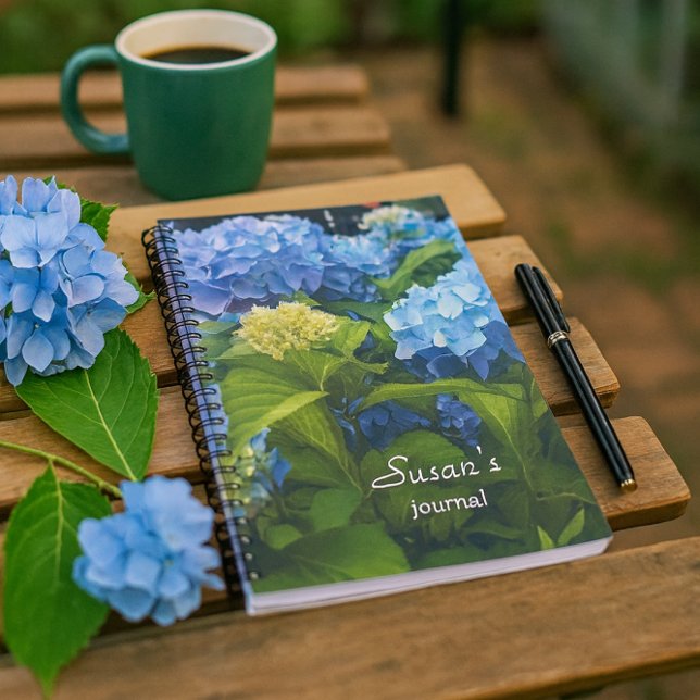 Carnet photo Nikko Blue Hydrangea Flower Spiral (stay organized with a garden journal.  This journal features an original photo of blue Hydrangeas)