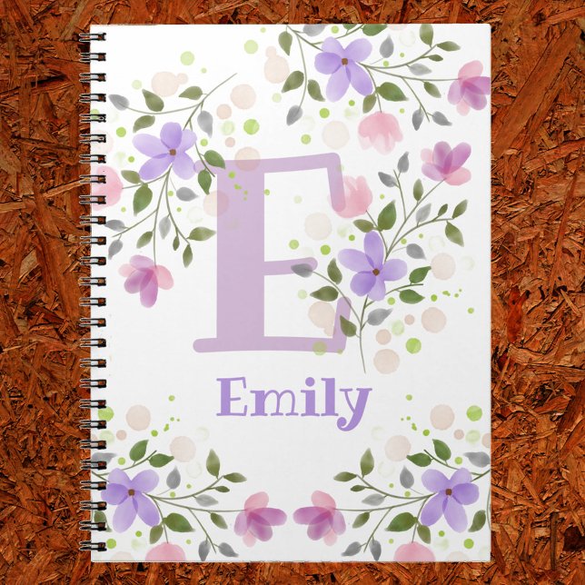 Carnet Première initiale plus le nom Emily avec des fleur (Créateur téléchargé)