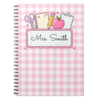 Carnet Professeur à carreaux rose personnalisé
