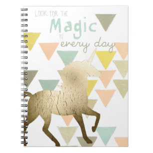Carnet Recherchez la licorne quotidienne magique d'or