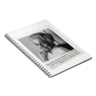 Carnet Rita Levi-Montalcini cite les femmes dans la scien