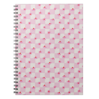 Carnet Soft Pink Daisy Checkerboard Floral Pattern