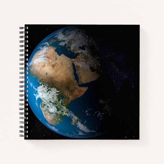 Carnet Terre Pleine Montrant Des Nuages Simulés Sur L'Afr (Devant)