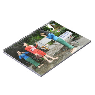 Carnet Tirer Les Visages Derrière Le Dos