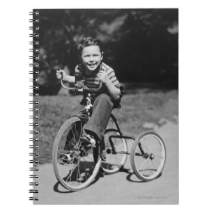 Carnet Tricycle d'équitation de garçon