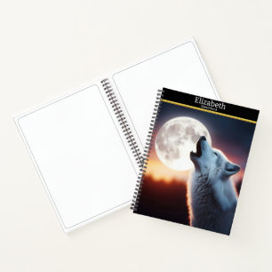 Carnet Un loup hurle sous la lune lumineuse au crépuscule
