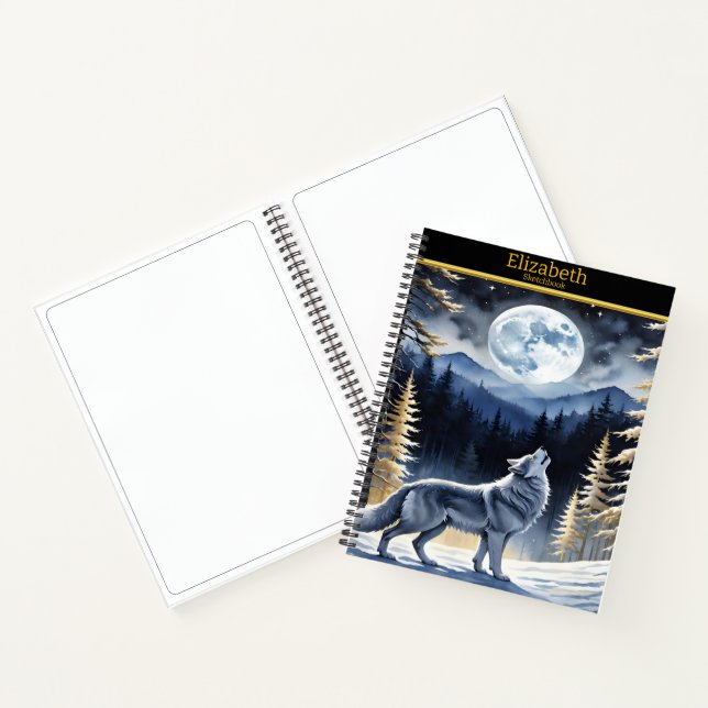 Carnet Un loup hurle sous une pleine lune dans une forêt  (Intérieur)