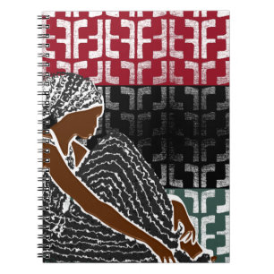 Carnet Une femme noire africaine avec un foulard