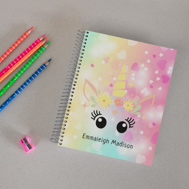 Carnet Unicorne arc-en-ciel avec les coeurs | Monogramme (Créateur téléchargé)