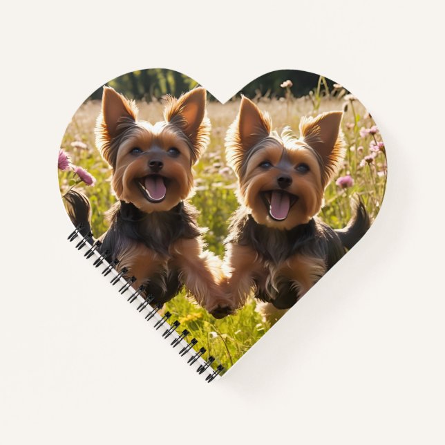 Carnet Yorkshire Terriers Jouer dans l'herbe (Devant)