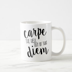 Carpe l'estacade à claire-voie hors de cette tasse