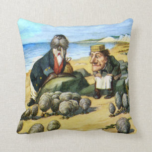 Carpenter und Walrus im Wunderland Kissen