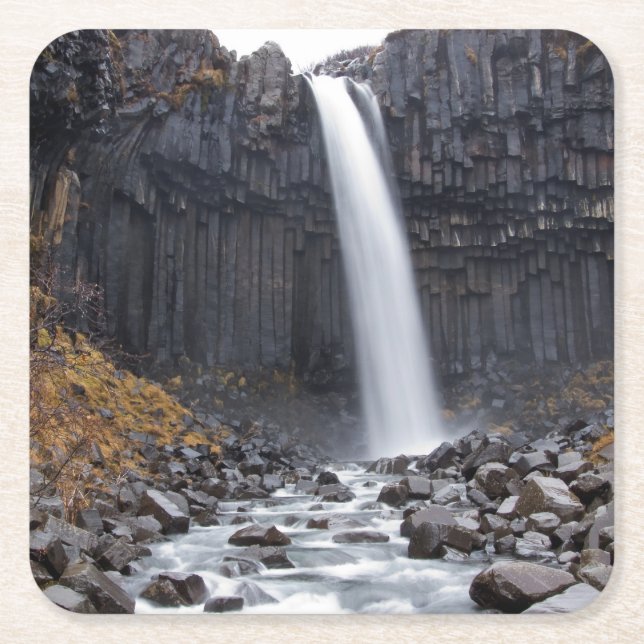 Carré Cascade de Svartifoss dans des dessous de verre de (Devant)