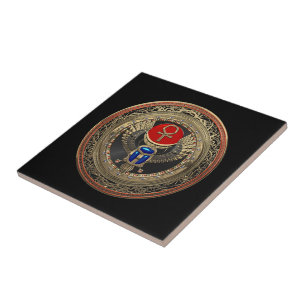 Carreau [100] Scarab en or sacré égyptien ailé avec Ank