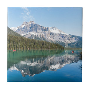 Carreau Canot sur le célèbre lac Emerald - Yoho NP, Canada