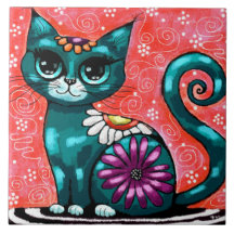 Chat de chaton Whimsical assis sur le tapis Floral